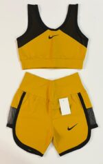 ست ورزشی زنانه طرح Nike (نیم‌تنه و شورتک) | مدل توردار دو رنگ | ویووشاپ