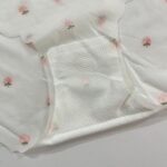 شورت لیزری شیشه‌ای فانتزی طرح‌دار | بدن‌نما و بدون درز (ضد خط شورت) | ویووشاپ - تصویر 3