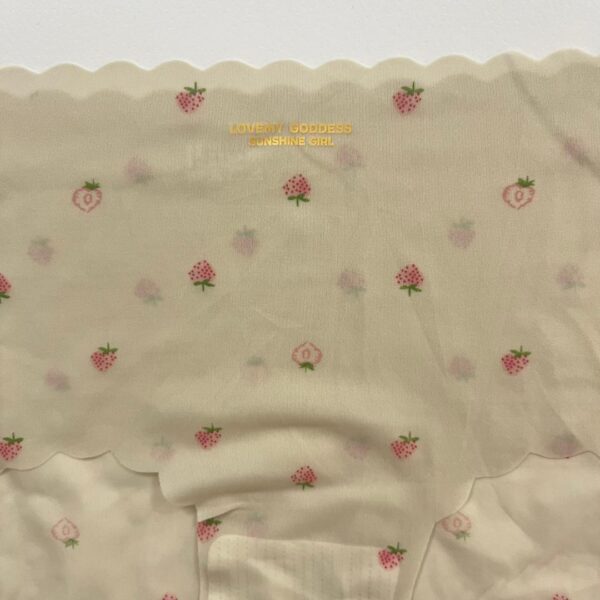 شورت لیزری شیشه‌ای فانتزی طرح‌دار | بدن‌نما و بدون درز (ضد خط شورت) | ویووشاپ - تصویر 8