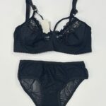 ست شورت و سوتین هارنس دار توری راه راه مشکی