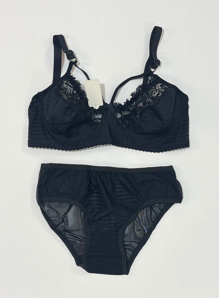 ست شورت و سوتین هارنس دار توری راه راه مشکی