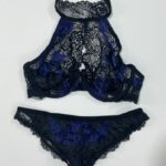 ست-شورت-و-سوتین-فانتزی-دانتل-آبی-مشکی-مدل-گردنی