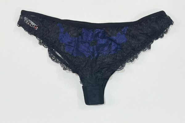 شورت فانتزی زنانه مدل بیکینی ترکیب دانتل مشکی و پارچه براق آبی