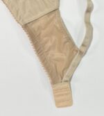 نمای نزدیک از قزن ۳ ردیفه و دستک پهن سوتین بدون فنر کرم