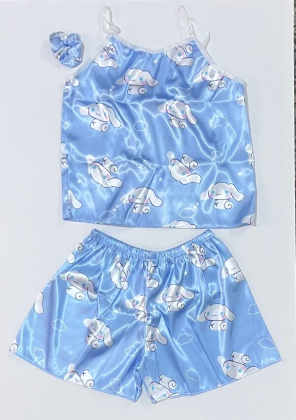 ست لباس خواب فانتزی دخترانه ساتن آبی آسمانی طرح سگ گوش دراز و ابرها